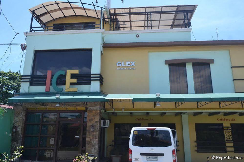 ホテル Ice Castle Experience General Santos City エクステリア 写真